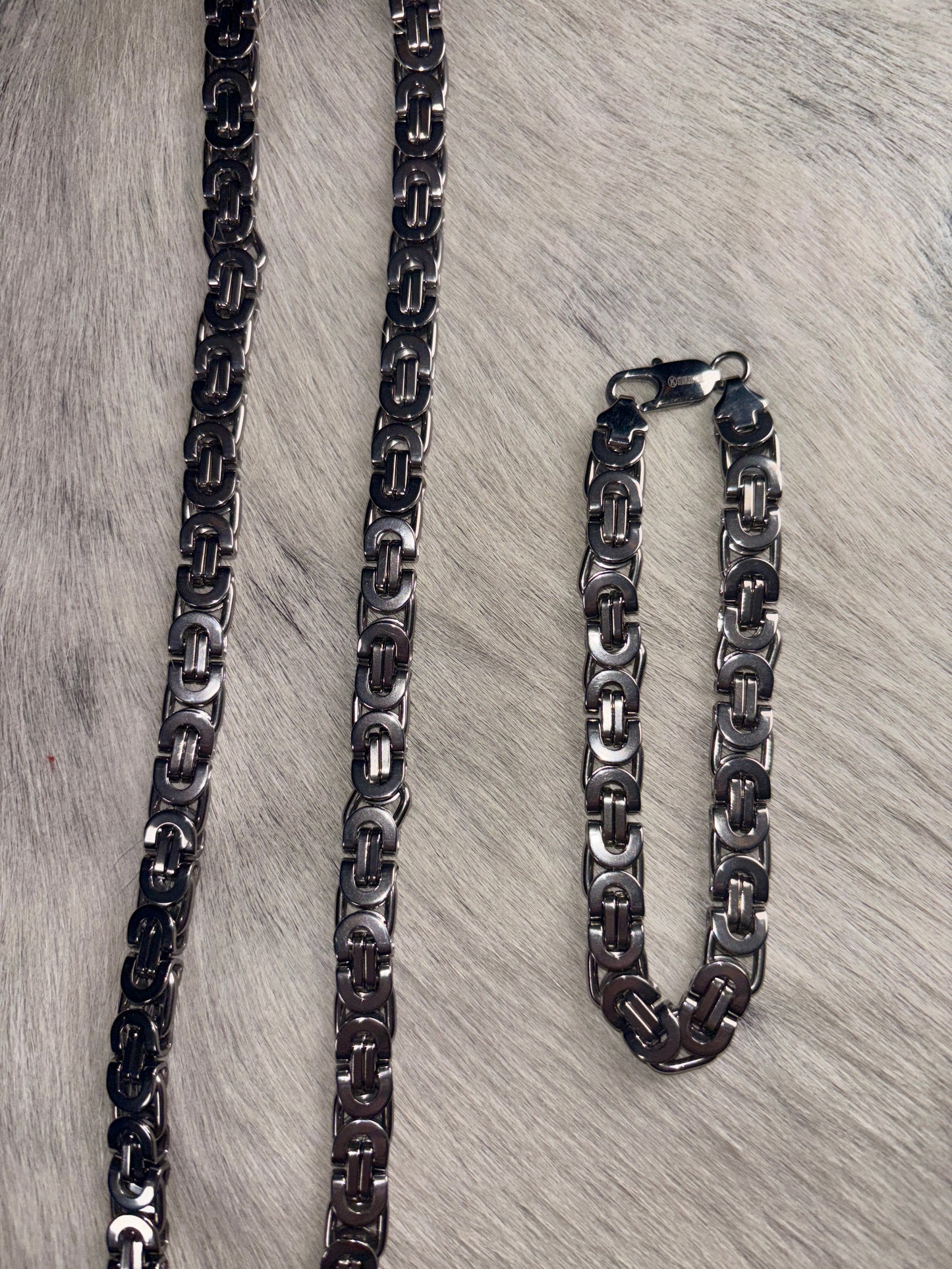 Silver stainless steel chain & bracelet set